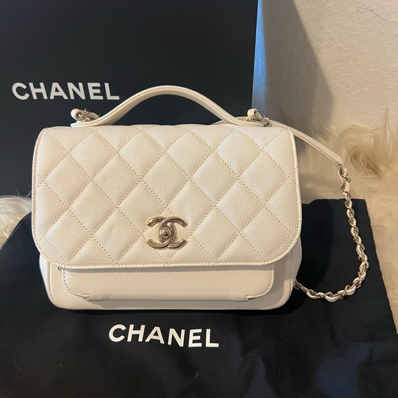 CHANEL Handbags - CHANEL NIB White Caviar Leather Gold Hardware Business Affinity Medium Bag Purse